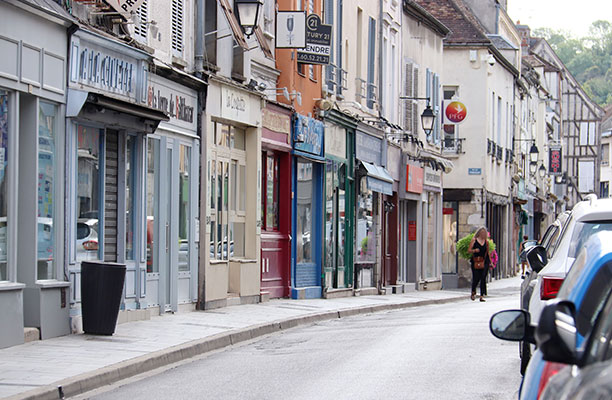 Rue commerçante Provins